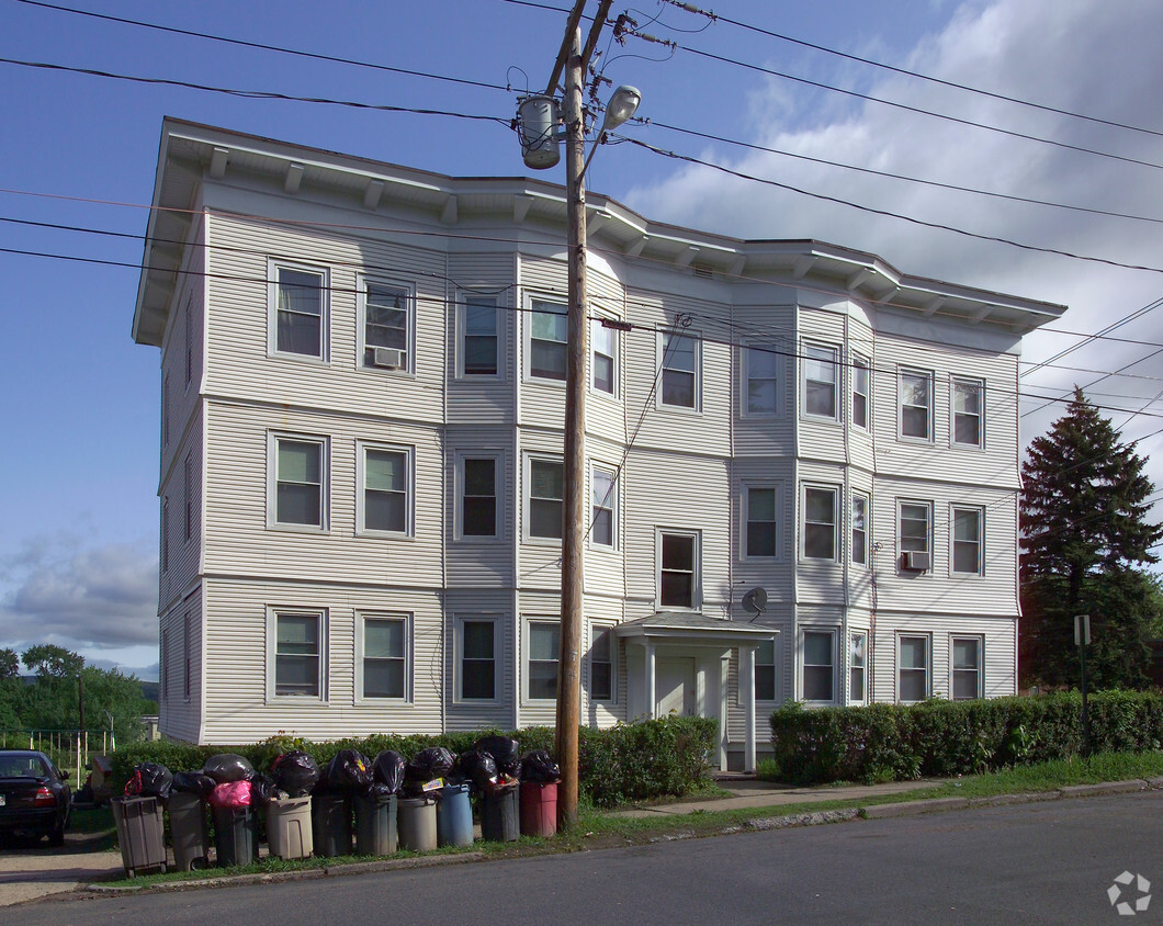 Building Photo - 4 Burton St