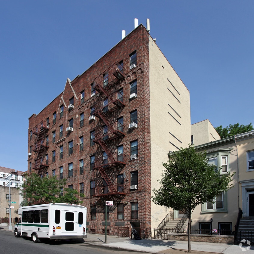 161 Woodruff Ave, Brooklyn, NY 11226 Apartments in Brooklyn, NY