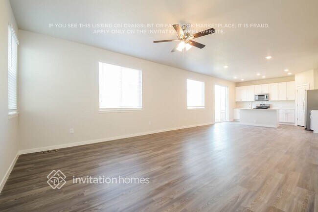 Foto del edificio - 4427 Shivaree St