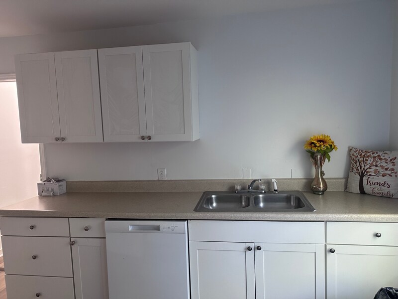 Foto del edificio - 1220 S Roxboro St