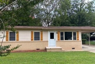 Building Photo - 307 N 12th Ave