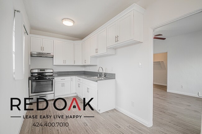 Building Photo - 1518 S Wilton Pl