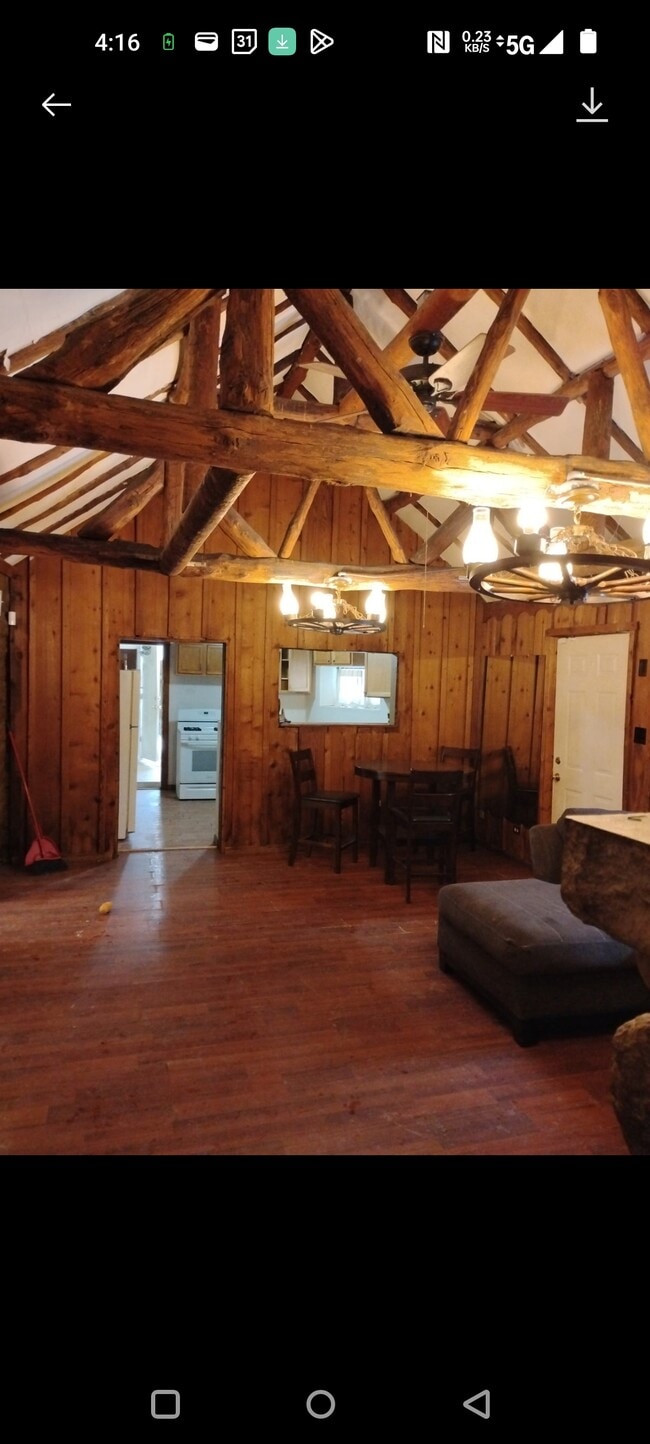 Foto del edificio - 4900 Parkview Dr