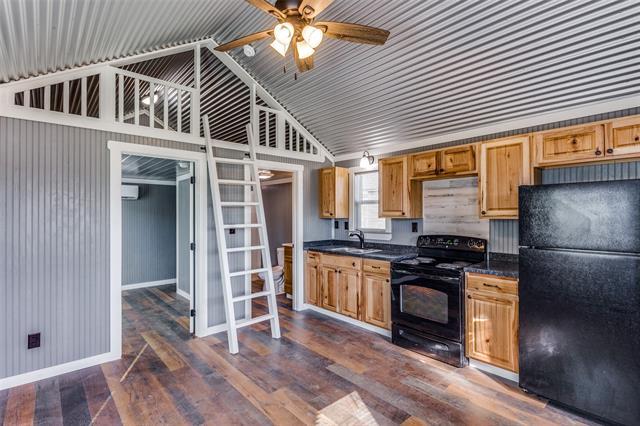 Foto del edificio - 5001 Knob Hill Rd