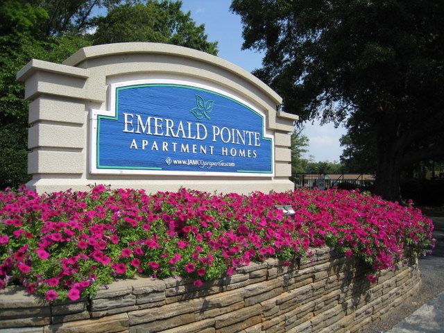 Primary Photo - 501 Roberts Dr