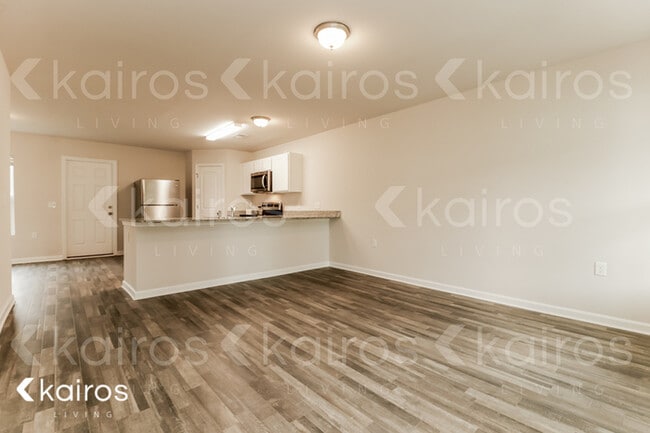 Foto del edificio - 169 Saddle Brooke Trce