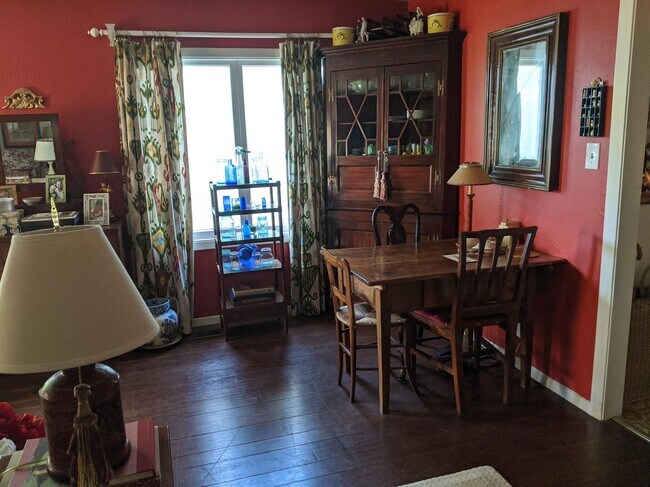 Dinning room - 2057 Junction Ave