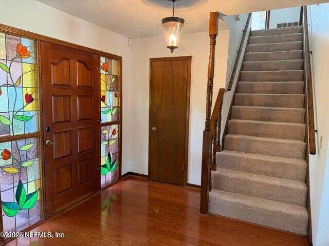 Building Photo - 2295 Foxwood Dr