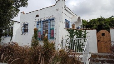 Foto principal - 3927 Melrose Ave
