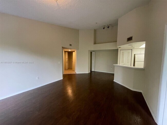 Building Photo - 4191 N Haverhill Rd