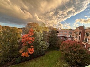 Building Photo - 1 Watermill Pl