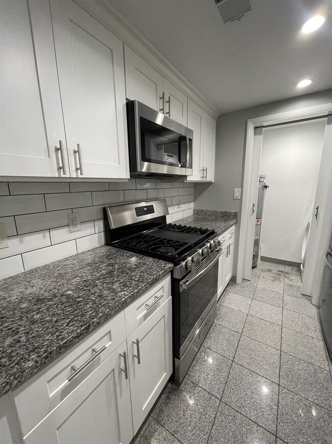 Foto del edificio - 318 38th St