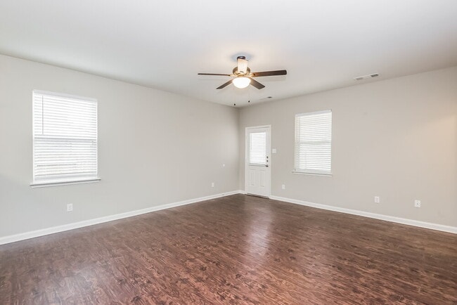 Building Photo - 6152 Obsidian Creek Dr