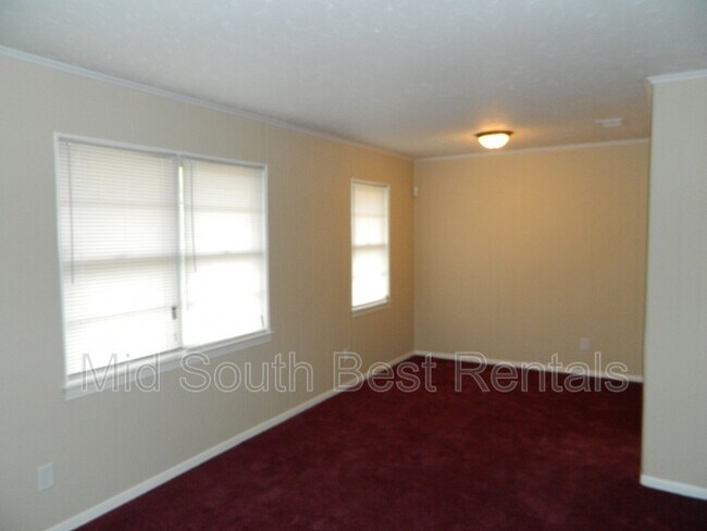 Foto del edificio - 3037 Cherry Rd