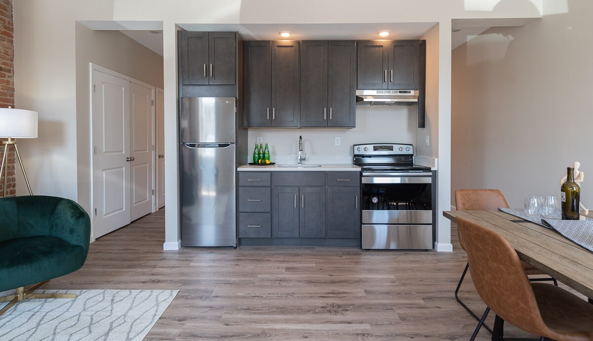 Foto principal - 56 Linden Ave