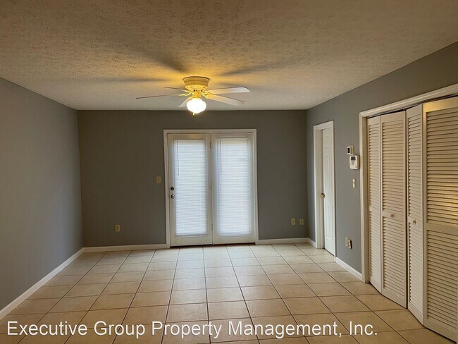 Building Photo - 2 br, 1.5 bath House - 112 ASH COURT