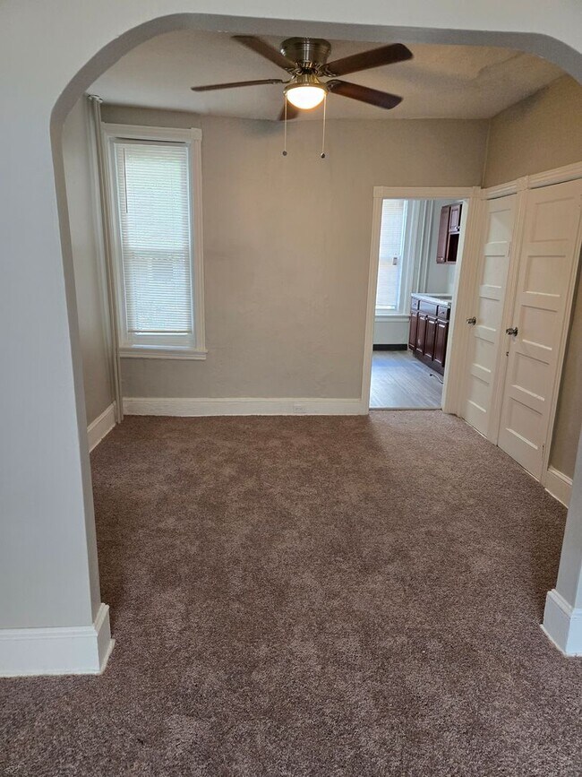 Foto del edificio - Palethorpe St 2BR  (Olney)   **FULL AD COM...