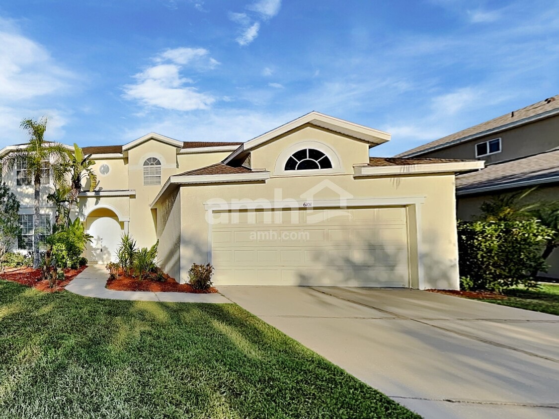 Primary Photo - 6101 41st St E