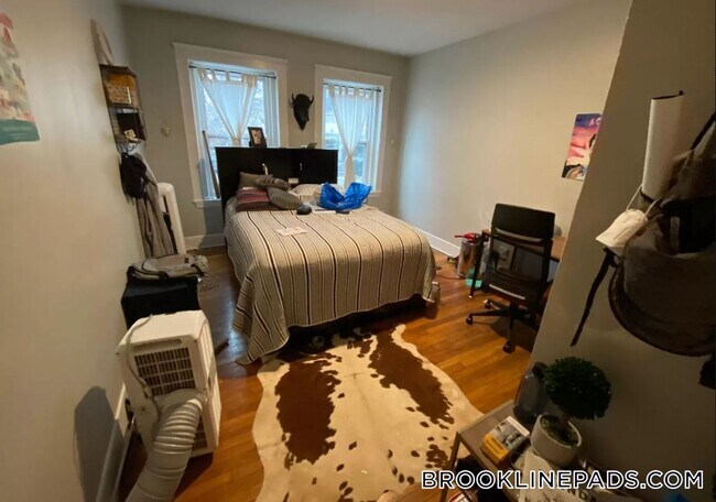 Foto del edificio - 170 Thorndike St