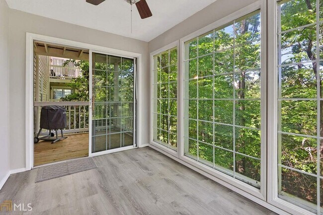 Foto del edificio - 307 Countryside Pl