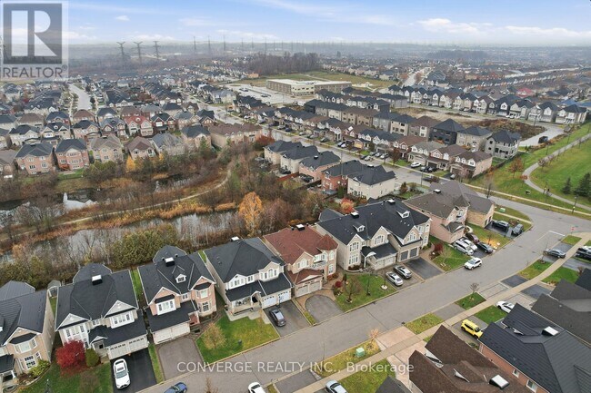 Building Photo - 10 Selby Dr