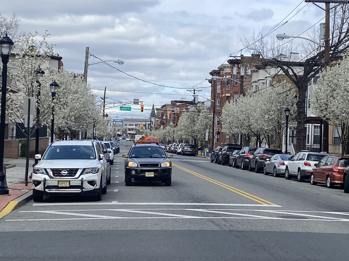 Front Street - 2413 New York Ave