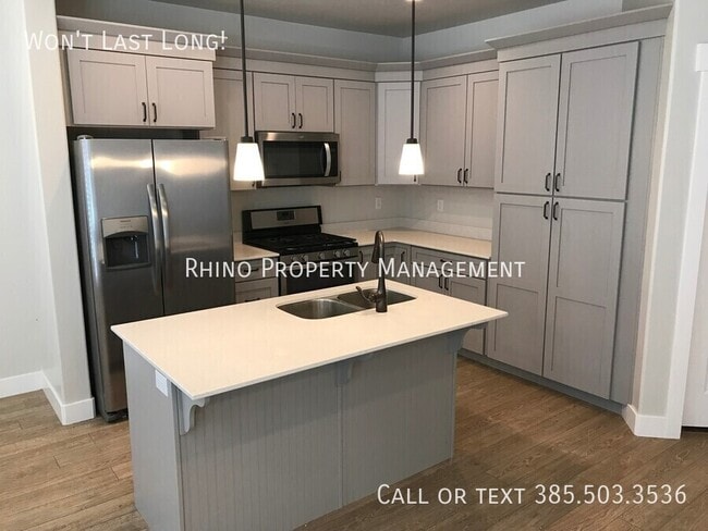 Building Photo - 4151 River Shade Ln