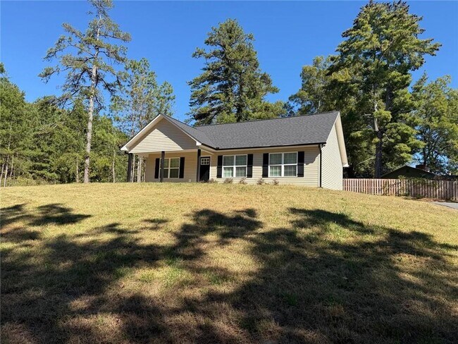 Foto del edificio - 635 Ben Higgins Rd