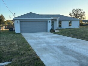 Building Photo - 2803 65th St W