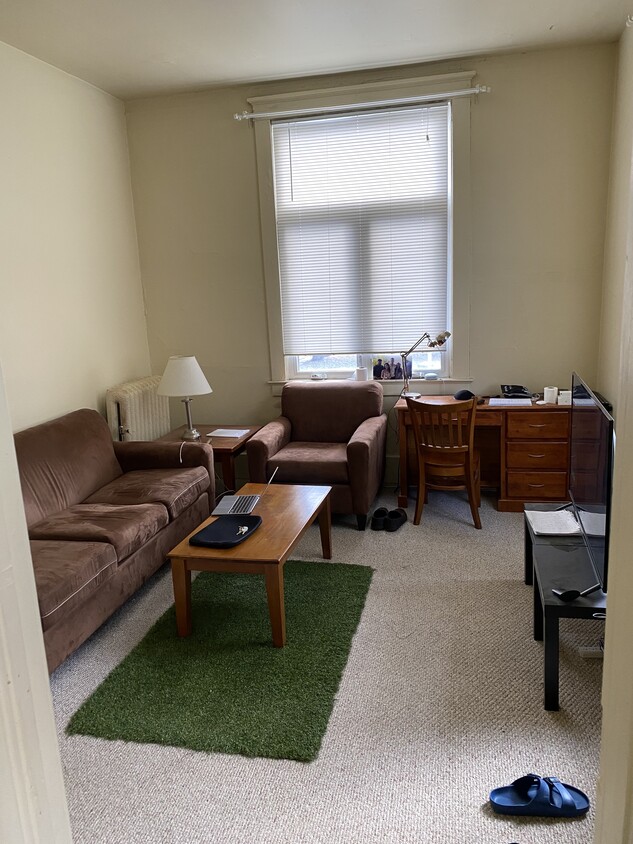Foto principal - 601 E William St