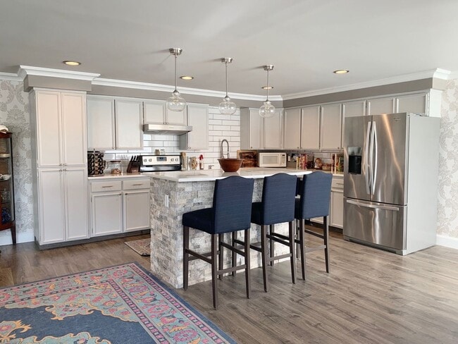 Foto del edificio - Updated 3 bedroom 2 bathroom in N. Tacoma.