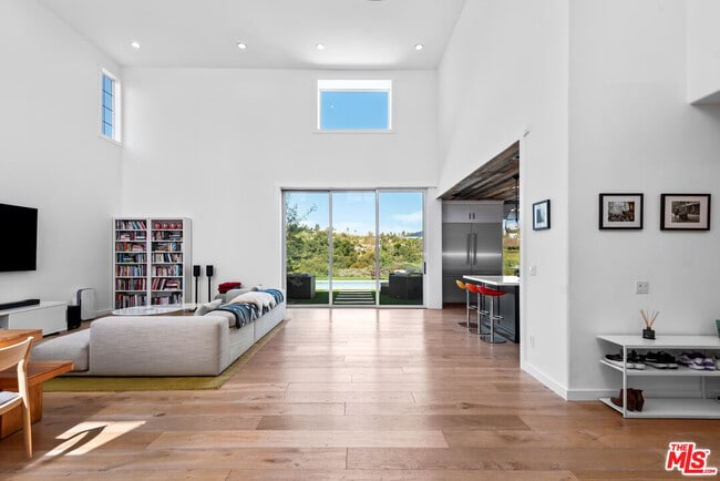 Foto del edificio - 23477 Palm Dr