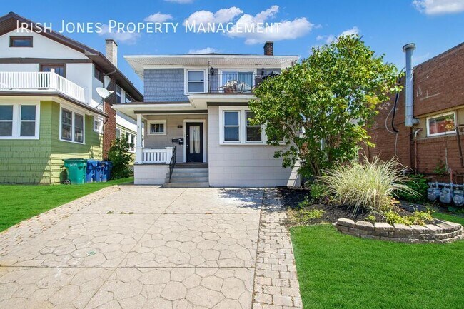 Foto del edificio - 5 Lovering Ave