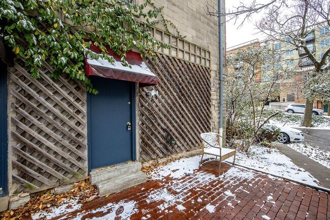 Foto del edificio - 2605 Eden Ave