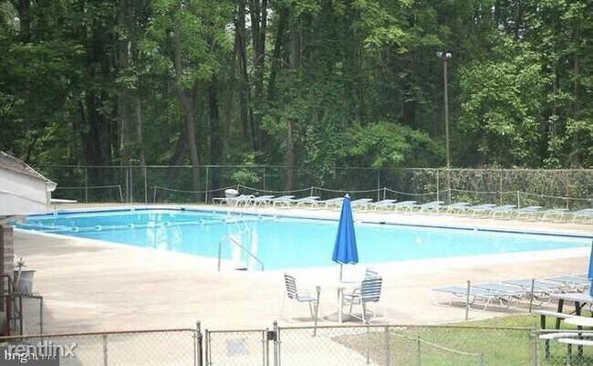 Foto del edificio - 7728 Donnybrook Ct