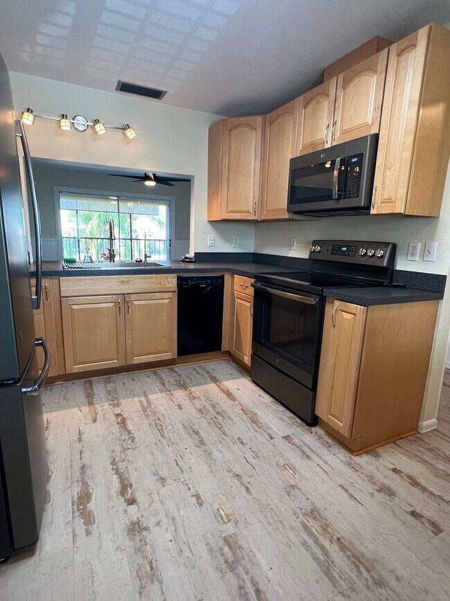 Foto del edificio - 2 br, 1 bath House - 1335 Mineo Drive