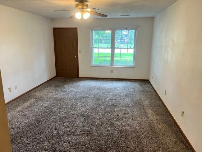 Building Photo - 1011 Roosevelt St