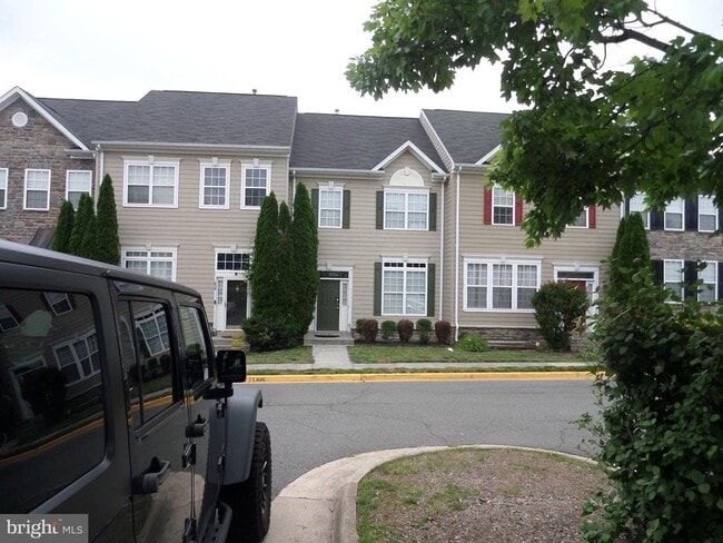 Foto del edificio - 836 Linfield Terrace NE
