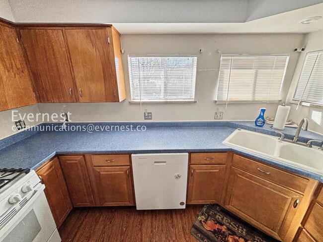 Foto del edificio - 3366 W 55th Pl