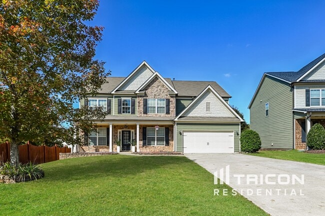 Building Photo - 703 Independence Ln