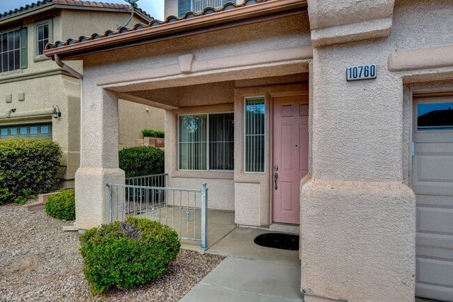 Building Photo - Beautiful 2-Story, 3-Bedroom Home in the H...