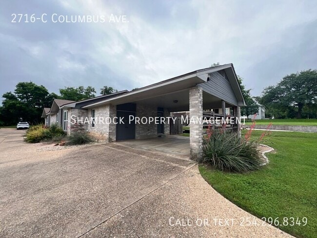 Building Photo - Columbus Avenue Charm!