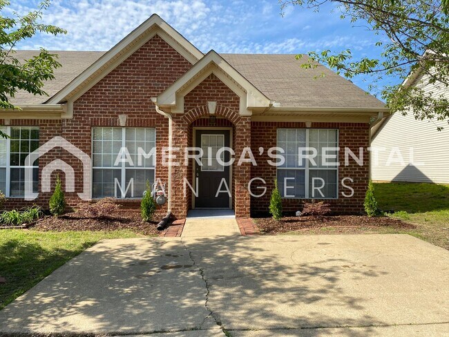 Building Photo - DEPOSIT PENDING!!! Townhome for Rent in Be...