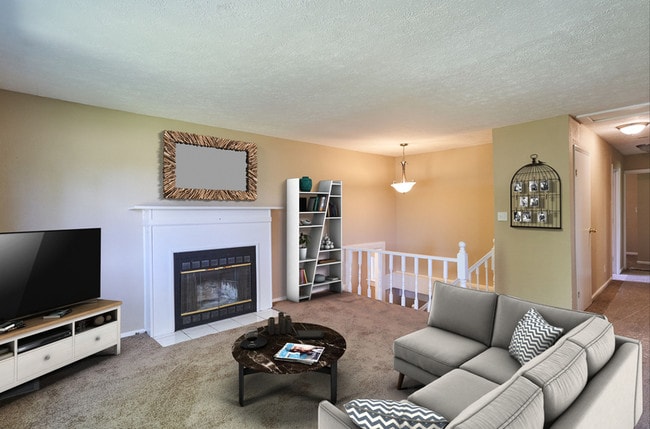 Building Photo - 1475 Laurel Dr