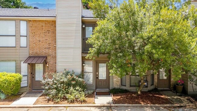 Photo - 9506 Jefferson Hwy Townhome