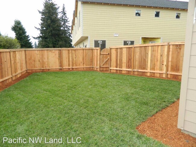 Foto del edificio - 3 br, 2.5 bath House - 321 N 33rd Ct