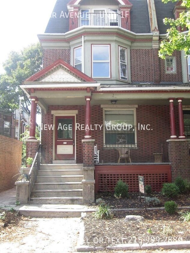 Primary Photo - 4814 Cedar Ave