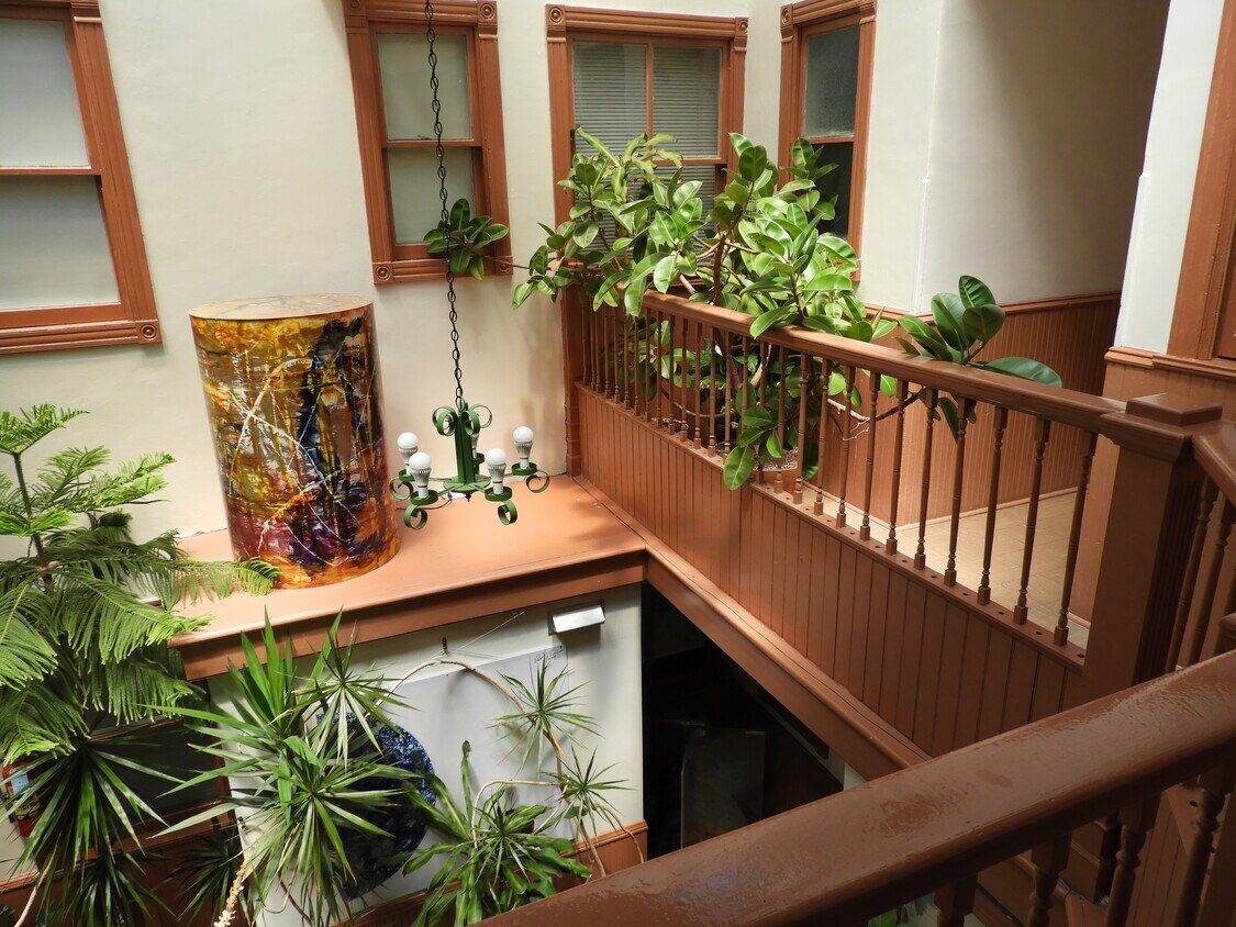 Foto principal - 310 Lake St