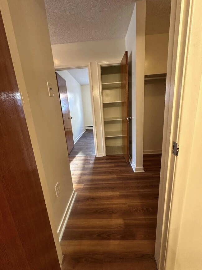 Plus d'espace de stockage - 3832 Rae St