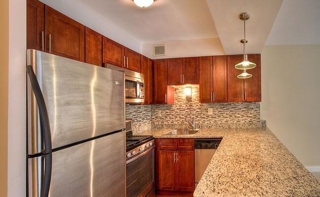 Foto del edificio - 1358 N Lake Shore Dr